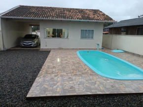 Casa com piscina Balneário Barra do sul